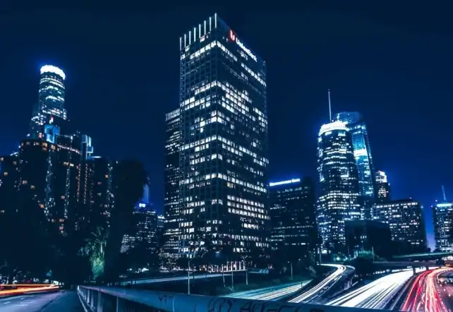 Read more about the article Miliarder Berbondong-Bondong Tinggalkan California, Nevada Jadi Magnet Baru Tanpa Pajak Penghasilan