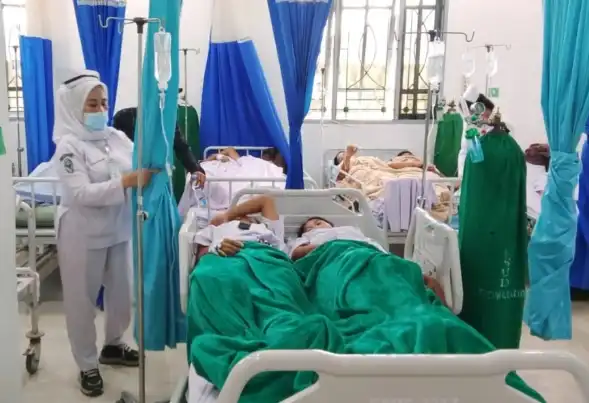 Read more about the article Pengakuan Siswa Korban Dugaan Keracunan MBG di Sidikalang: Tempe Bau, Nasi Lembek dan Berair